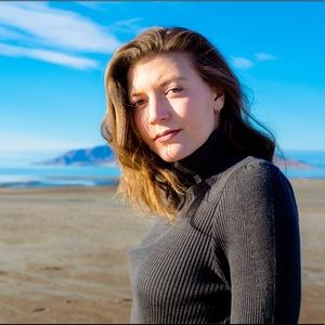 Meet your Posher, Zos